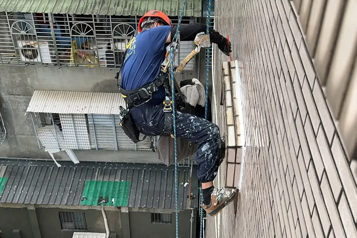 良匠企業社-外牆防水-屋頂防水-蜘蛛人清洗-外牆磁磚修補_projects_施工實錄_012