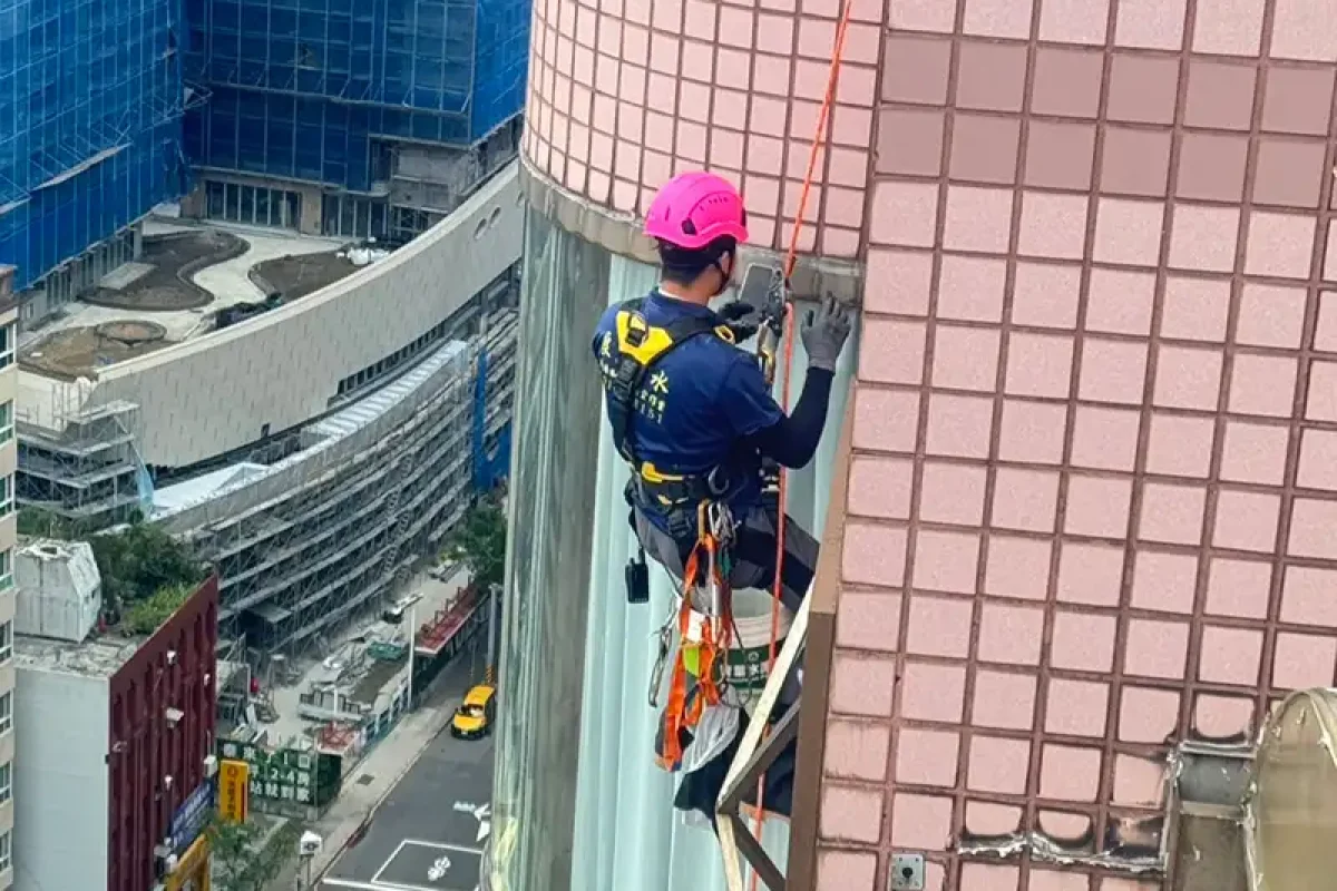 良匠企業社-外牆防水-屋頂防水-蜘蛛人清洗-外牆磁磚修補_projects_施工實錄_06